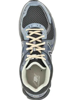 860 sneaker