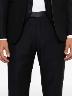 Abito blu navy con giacca e pantaloni