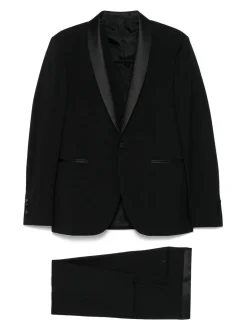 Abito nero con giacca e pantaloni