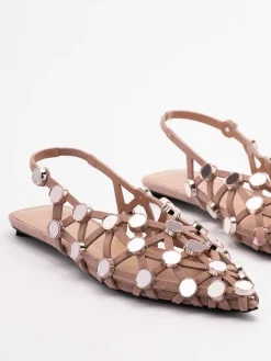 Ballerine a griglia.