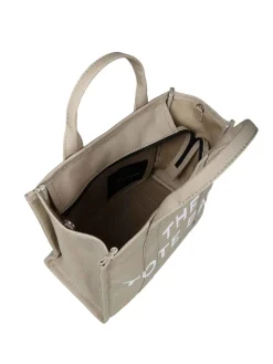 Borsa a mano in canva
