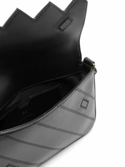 Borsa A Spalla Flap Wave Nera In Pelle