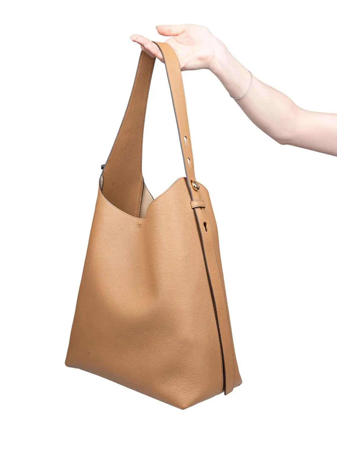 Borsa romy hobo in pelle di colore tiramisu