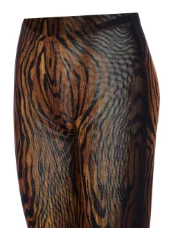 Brunare i pantaloni di legno