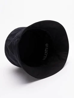 Cappello bucket