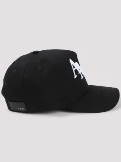 Cappello di tela sfalsato