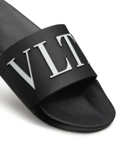 Ciabatte con logo