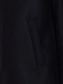 Coat nero con zip e pulsanti Chiusura