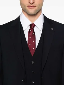 Completo uomo