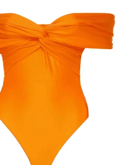 Costume Body Kendall Estate