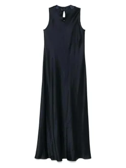 Dettaglio del collo lungo blu blu navy