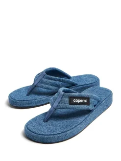 Infradito in denim con marchio