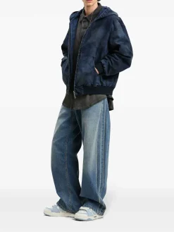 Jeans a 5 tasche a 5 tasche a 5 tasche.