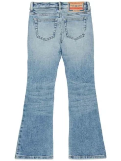 Jeans azzurri svasati