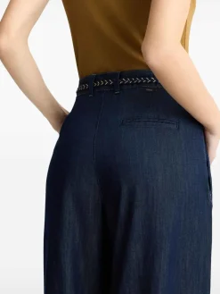 Jeans Con Pieghe