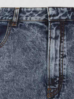 Jeans contorti
