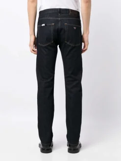 Jeans di denim in fitta regolare