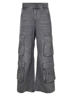 Jeans fatti di denim