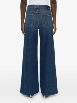 Jeans in denim