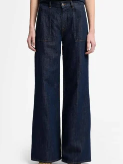 Jeans in denim