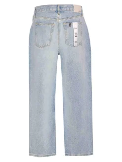 Jeans in denim