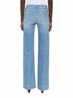 Jeans in denim