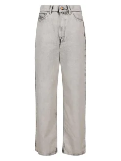 Jeans in denim
