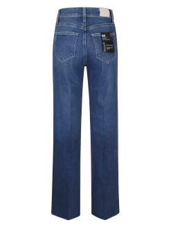 Jeans in denim