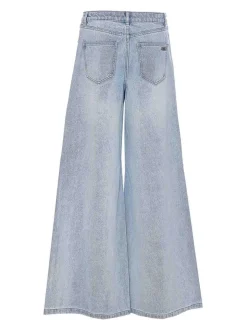 Jeans in denim