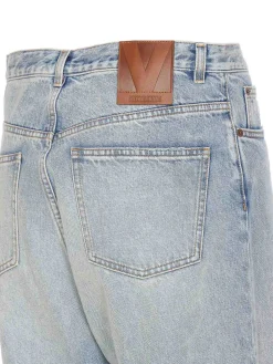 Jeans in denim
