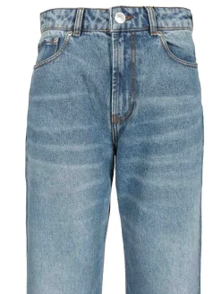 Jeans in forma libera