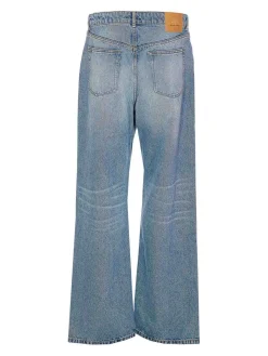 Jeans in forma libera