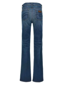 Jeans invaniti di jeans lavati in pietra