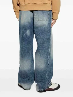 Jeans larghi in jeans in denim azzurro
