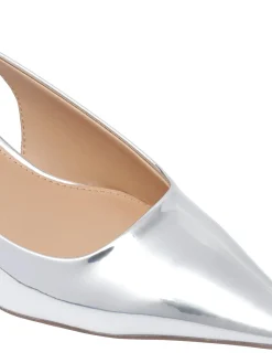 Kari Slingback