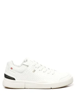 Le sneaker del Roger Center Court