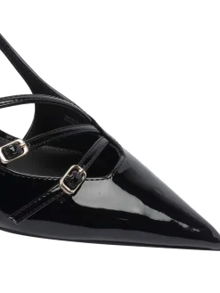 Liana Slingback