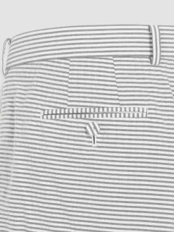 Pantaloni a basso aumento di cinghia