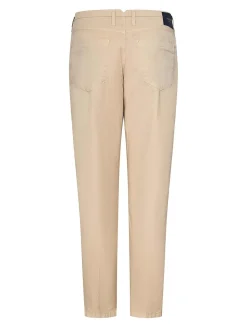 Pantaloni a gamba affusolata