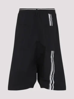 Pantaloni corti sciolti