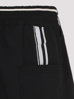 Pantaloni corti sciolti