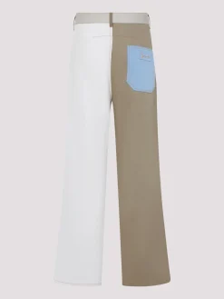 Pantaloni di denim in vestibilitÃ  rilassati