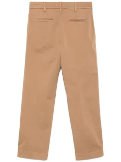 Pantaloni dritti in marrone caramello