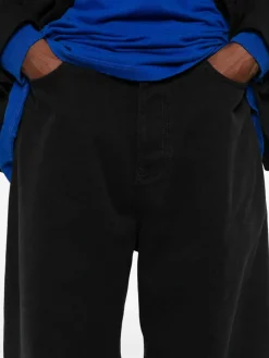 Pantaloni larghi