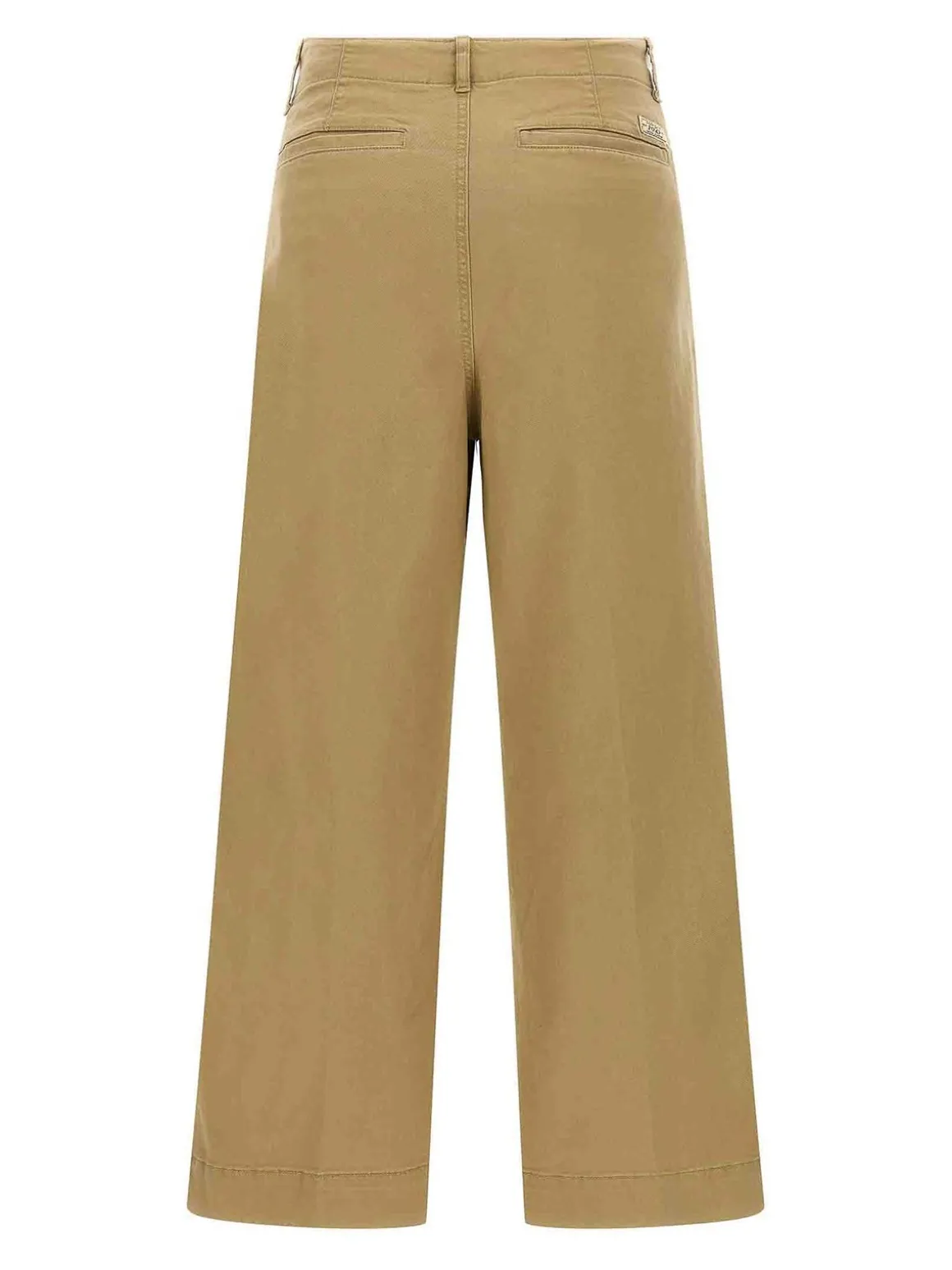 Pantaloni tagliati