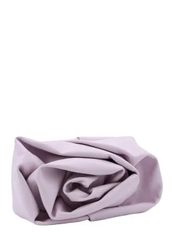 Pochette in pelle con rosa frontale