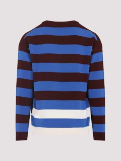 Pullover al collo dell'equipaggio