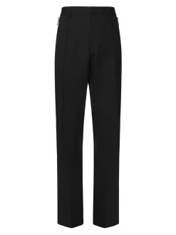Rilassa i pantaloni di lana