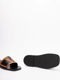Sandali in pelle