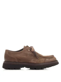 Scarpa stringata